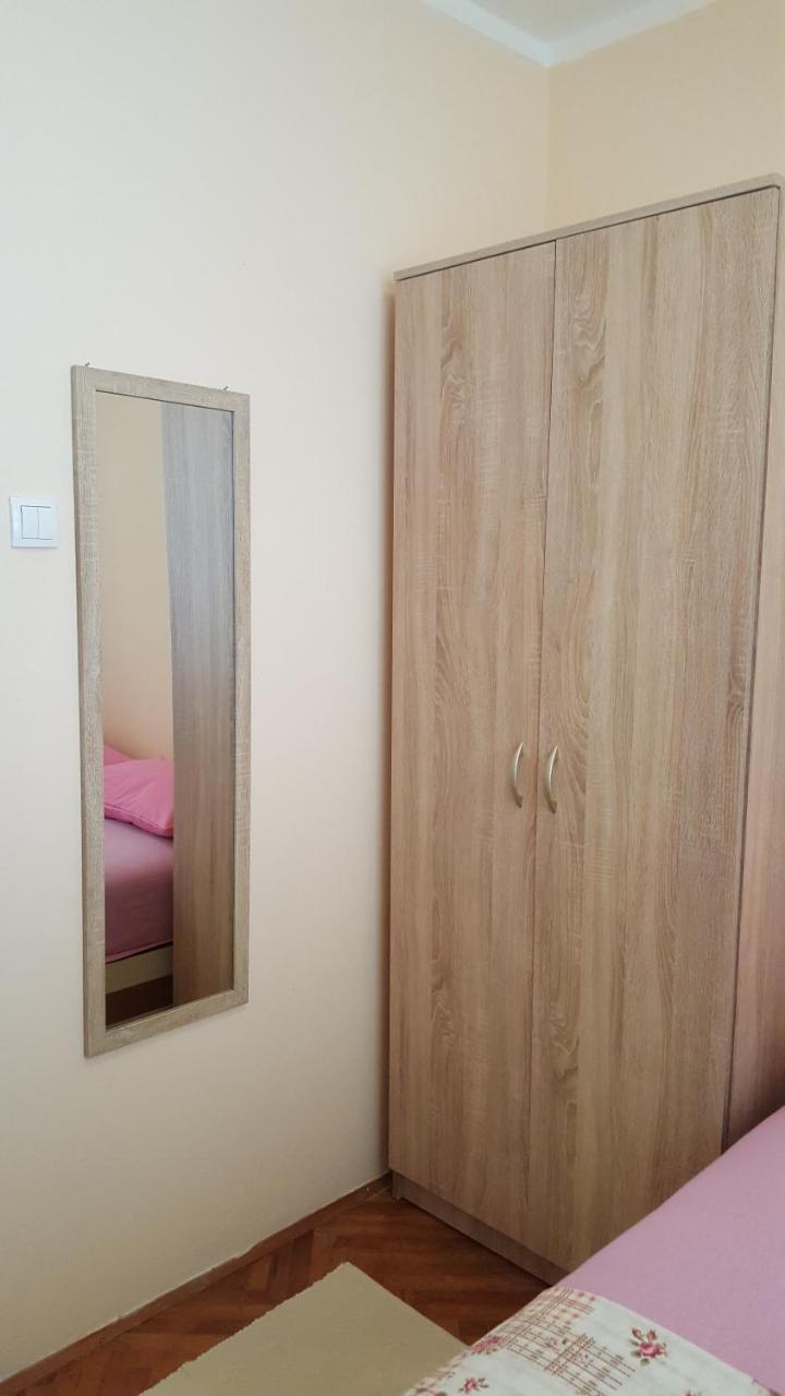 אולסינץ' Apartments Radulovic מראה חיצוני תמונה